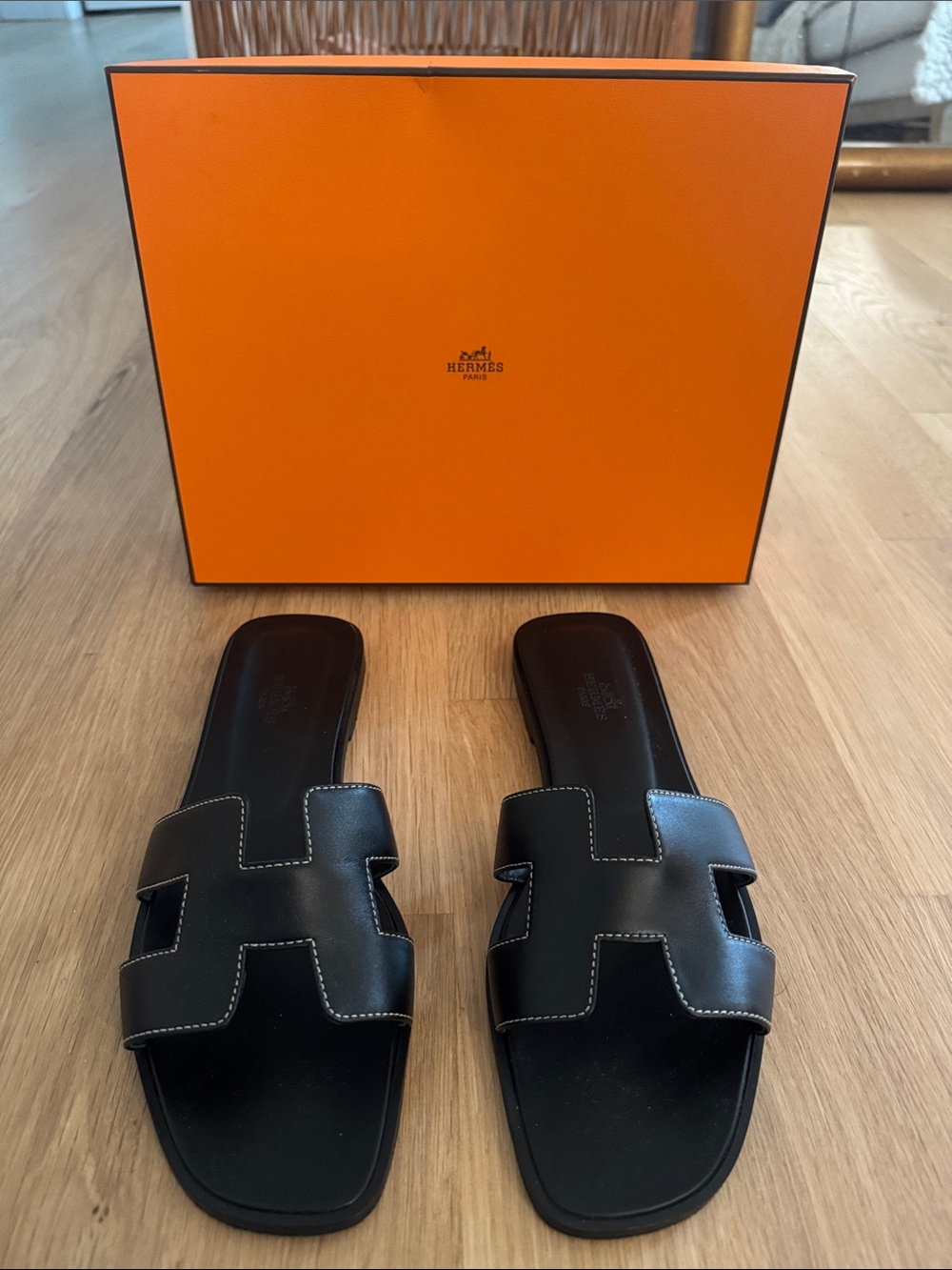 Hermes Womens Black Oran Slide Sandals with white stitching with box size 40